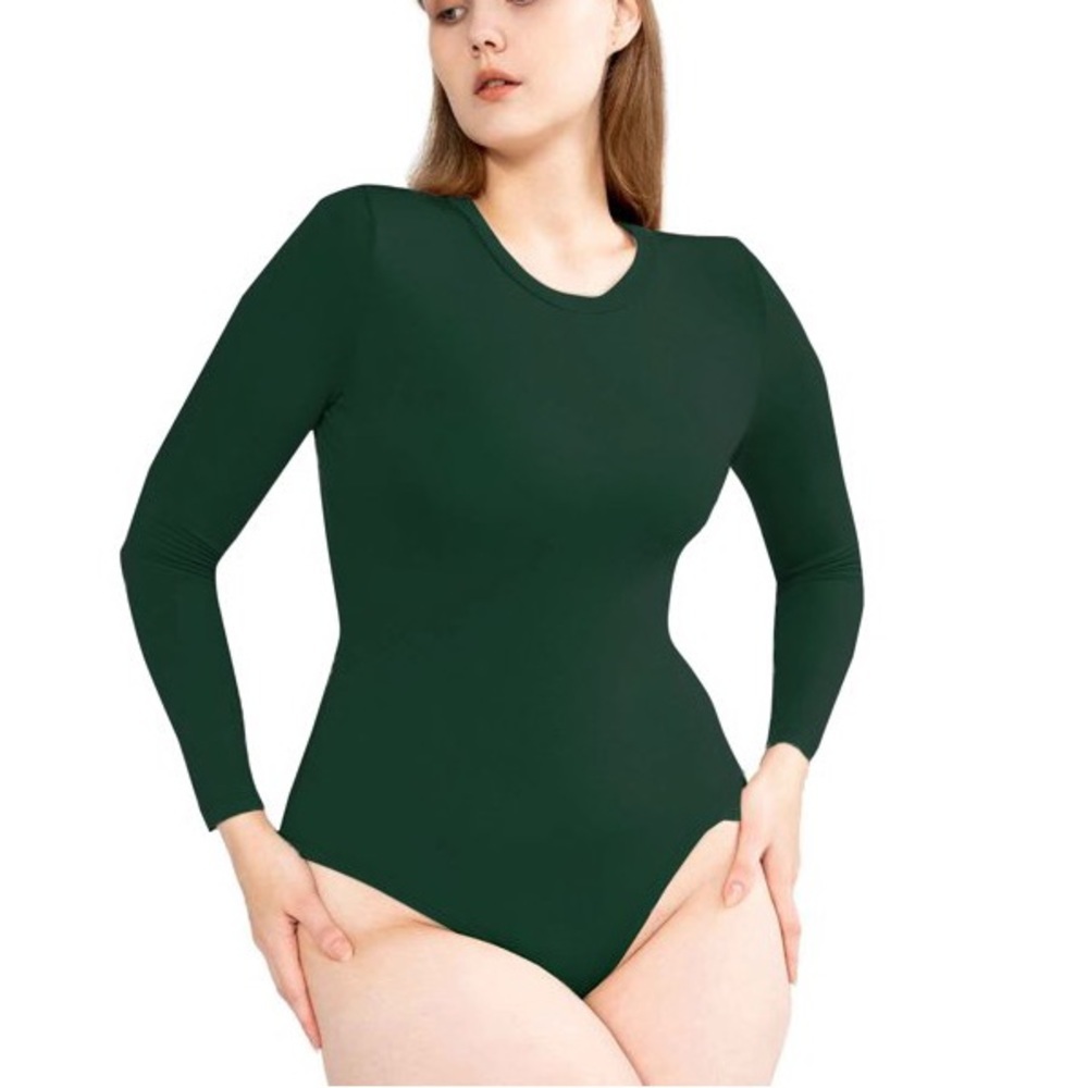 (B51) NEW MANGOPOP Longsleeve Round Neck T-Shirt Bodysuit Green Size Large, NWOT